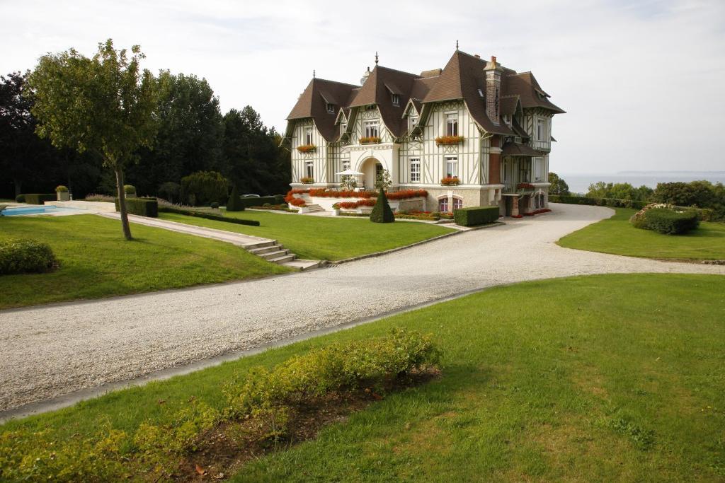 Bed and Breakfast Manoir De Benerville Deauville Exterior foto