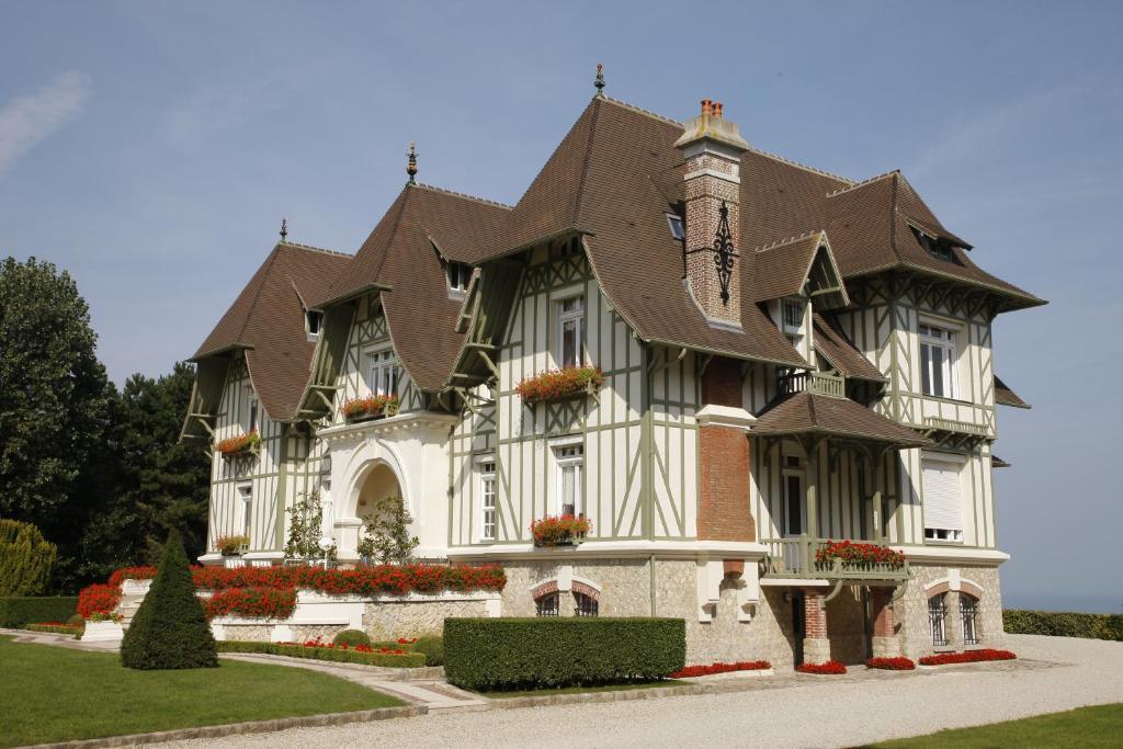 Bed and Breakfast Manoir De Benerville Deauville Exterior foto